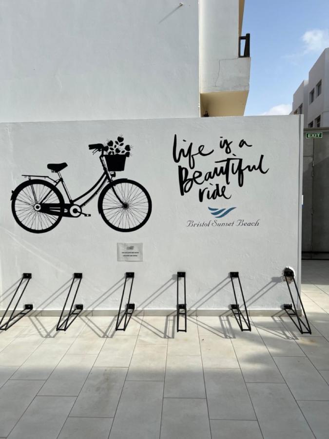 Corralejo Bristol Terrace Apartment Con Giardino Privato Esterno מראה חיצוני תמונה