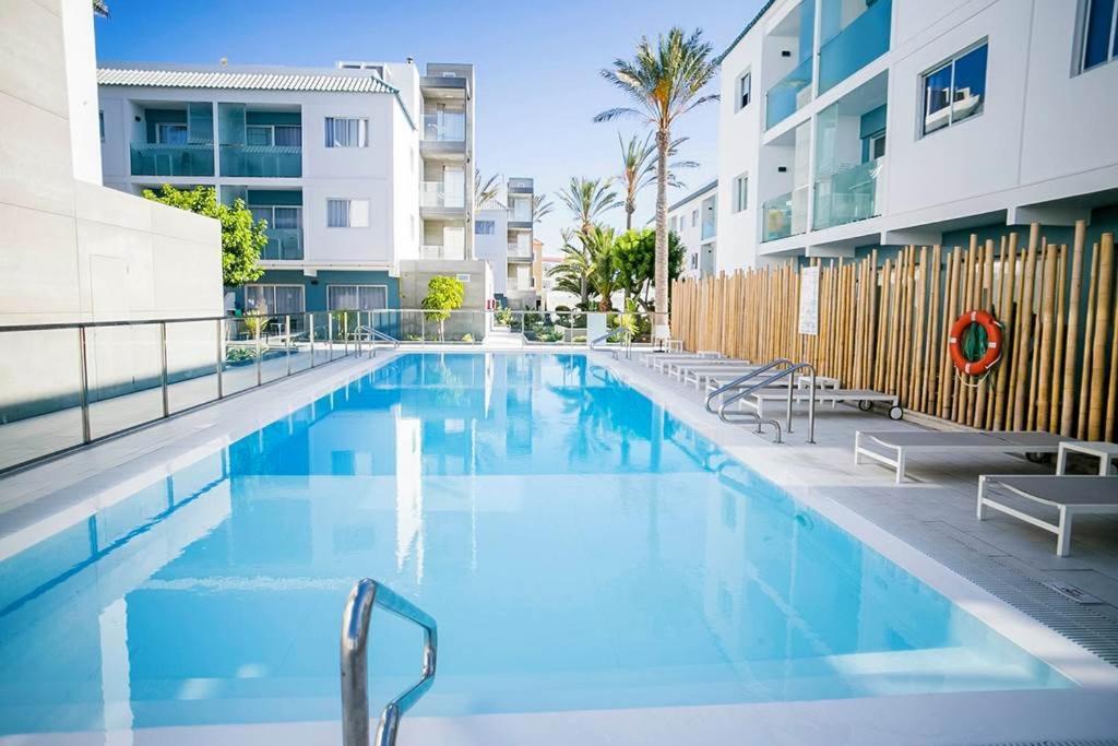 Corralejo Bristol Terrace Apartment Con Giardino Privato Esterno מראה חיצוני תמונה